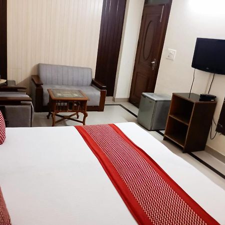 Hotel Home Stay Dwarka 델리 외부 사진