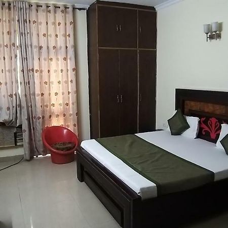 Hotel Home Stay Dwarka 델리 외부 사진
