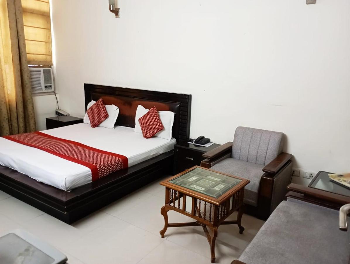 Hotel Home Stay Dwarka 델리 외부 사진